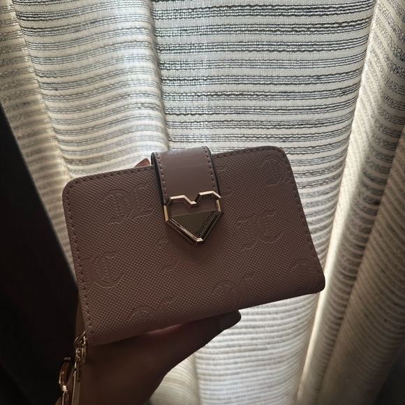 Handbags - Tan Compact Leather Wallet with Gold Clasp